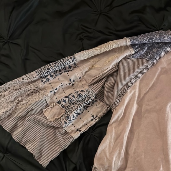 Bohemian Patchwork Top in Beige and Blue - Picture 11 of 15